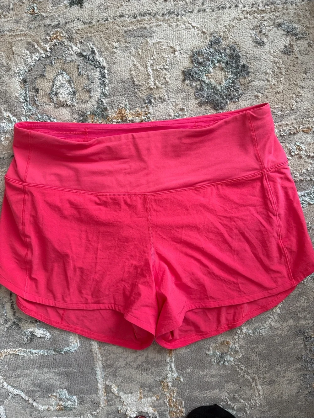Lululemon speed up HR 4” short